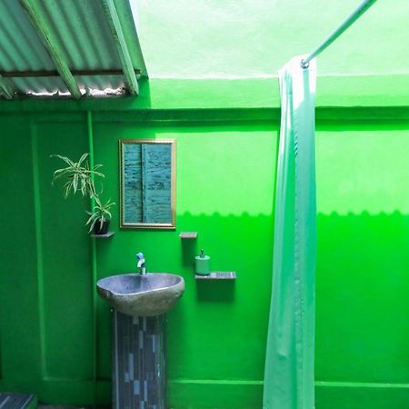 The Green Groves Hostel Lembongan Kültér fotó