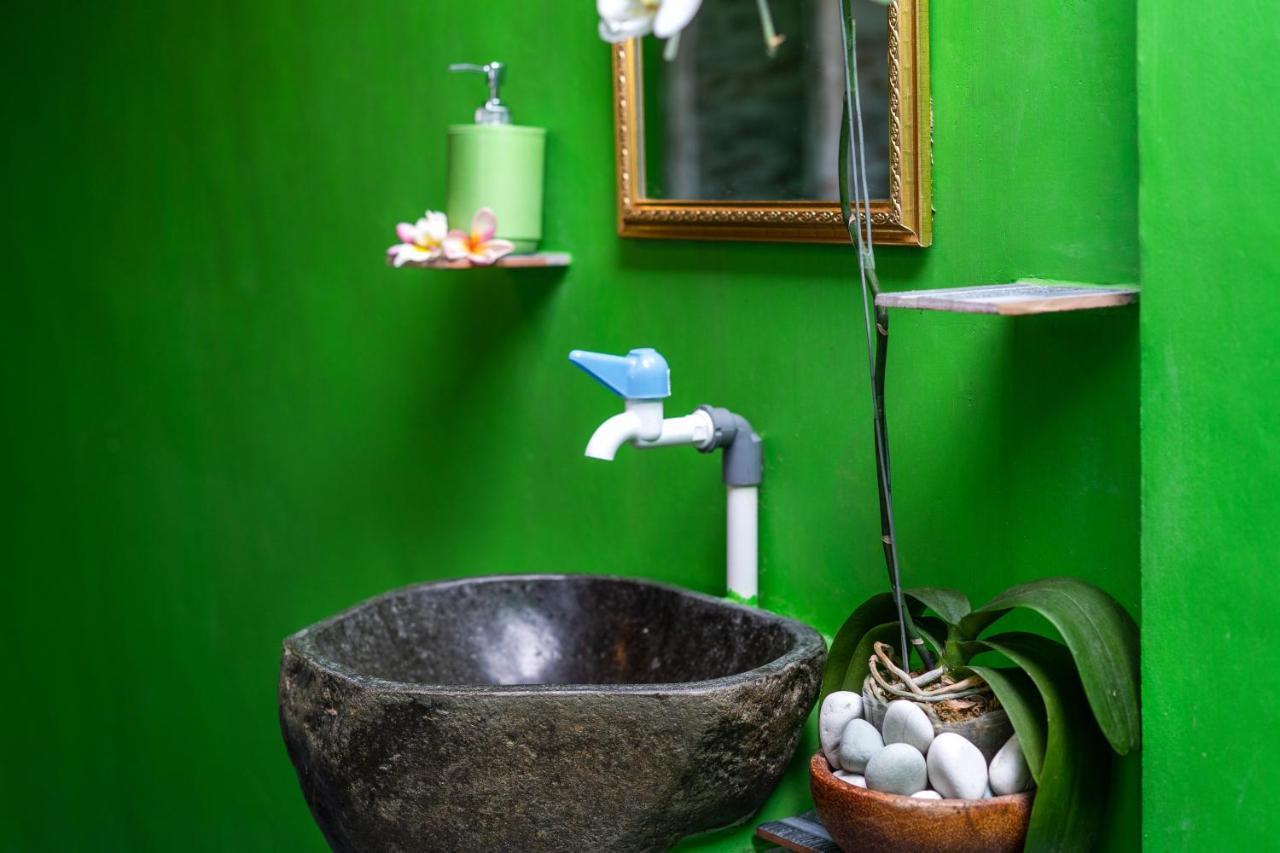 The Green Groves Hostel Lembongan Kültér fotó