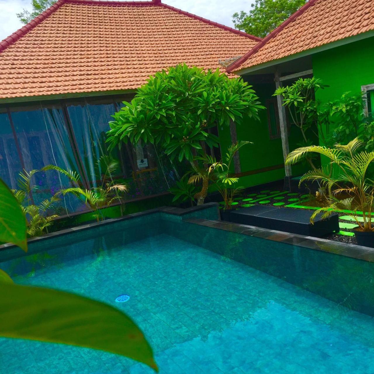 The Green Groves Hostel Lembongan Kültér fotó