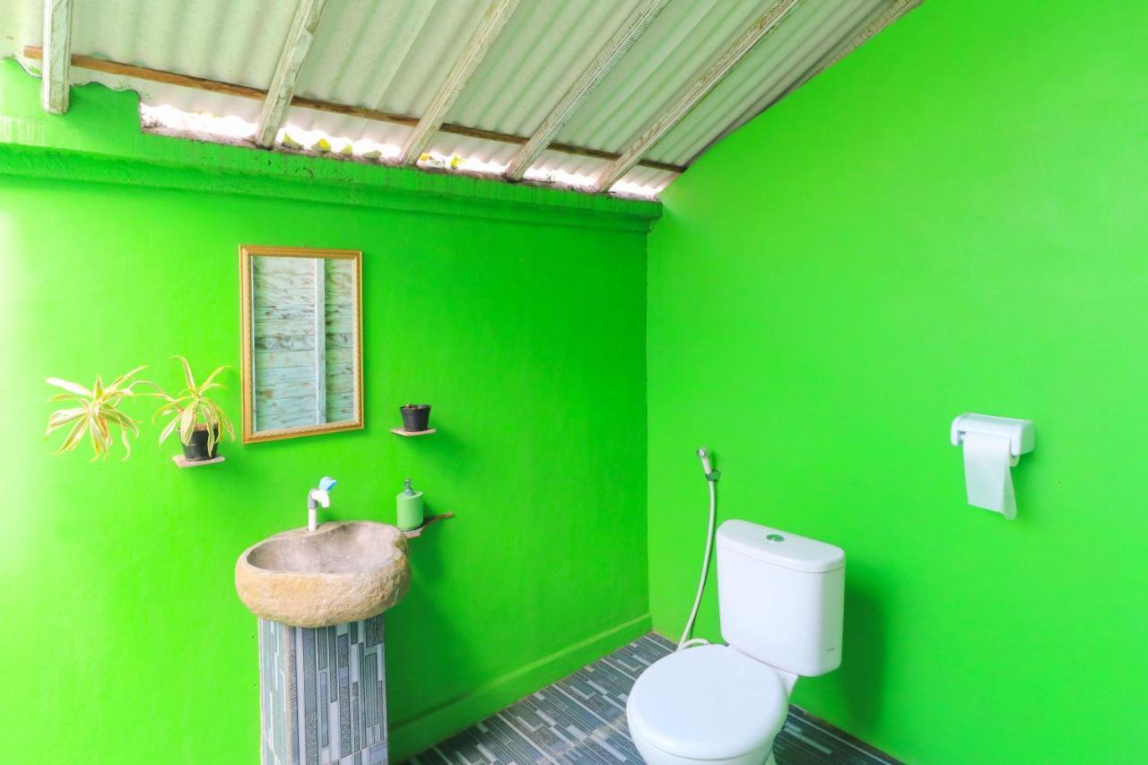 The Green Groves Hostel Lembongan Kültér fotó