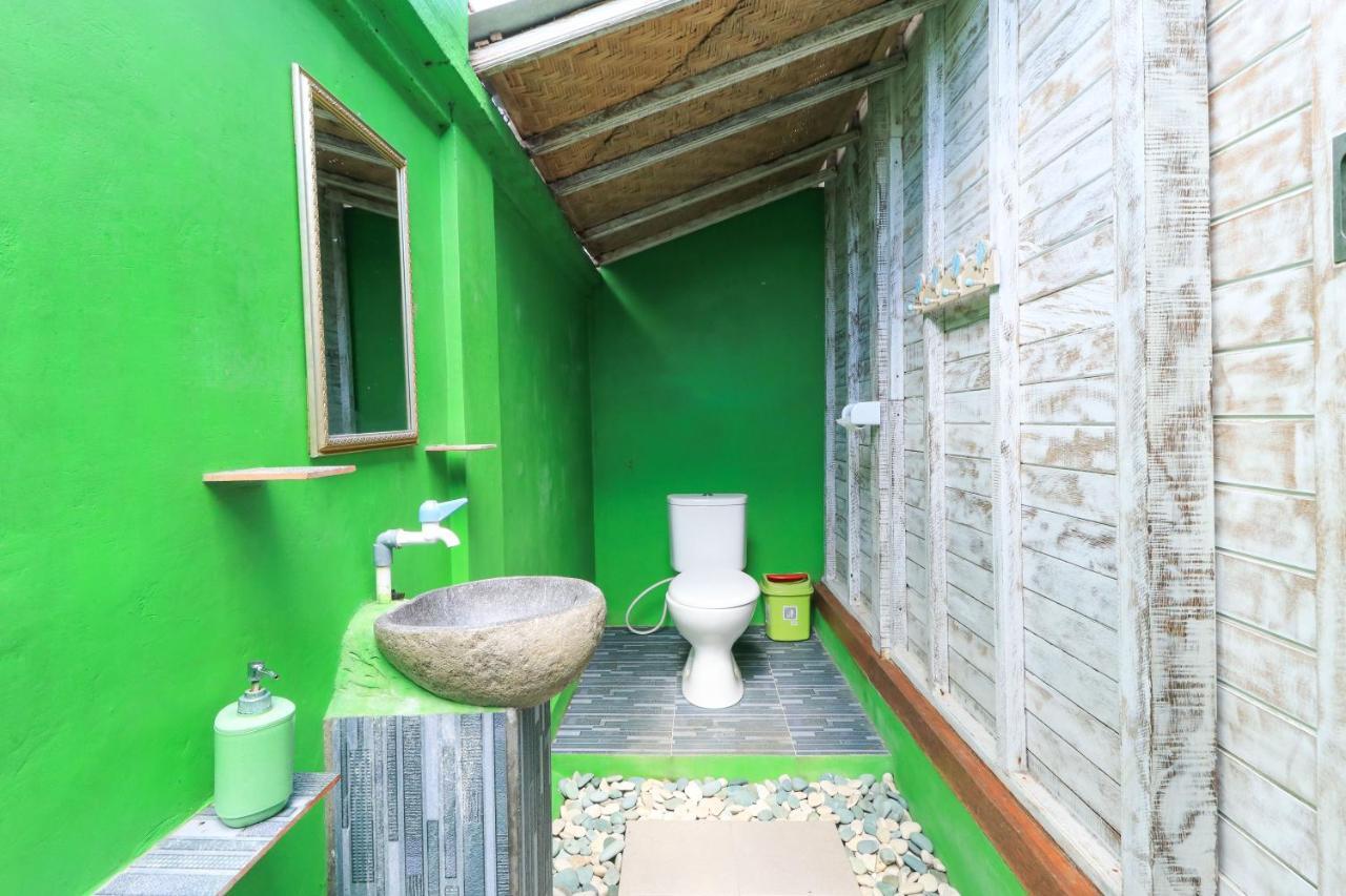 The Green Groves Hostel Lembongan Kültér fotó