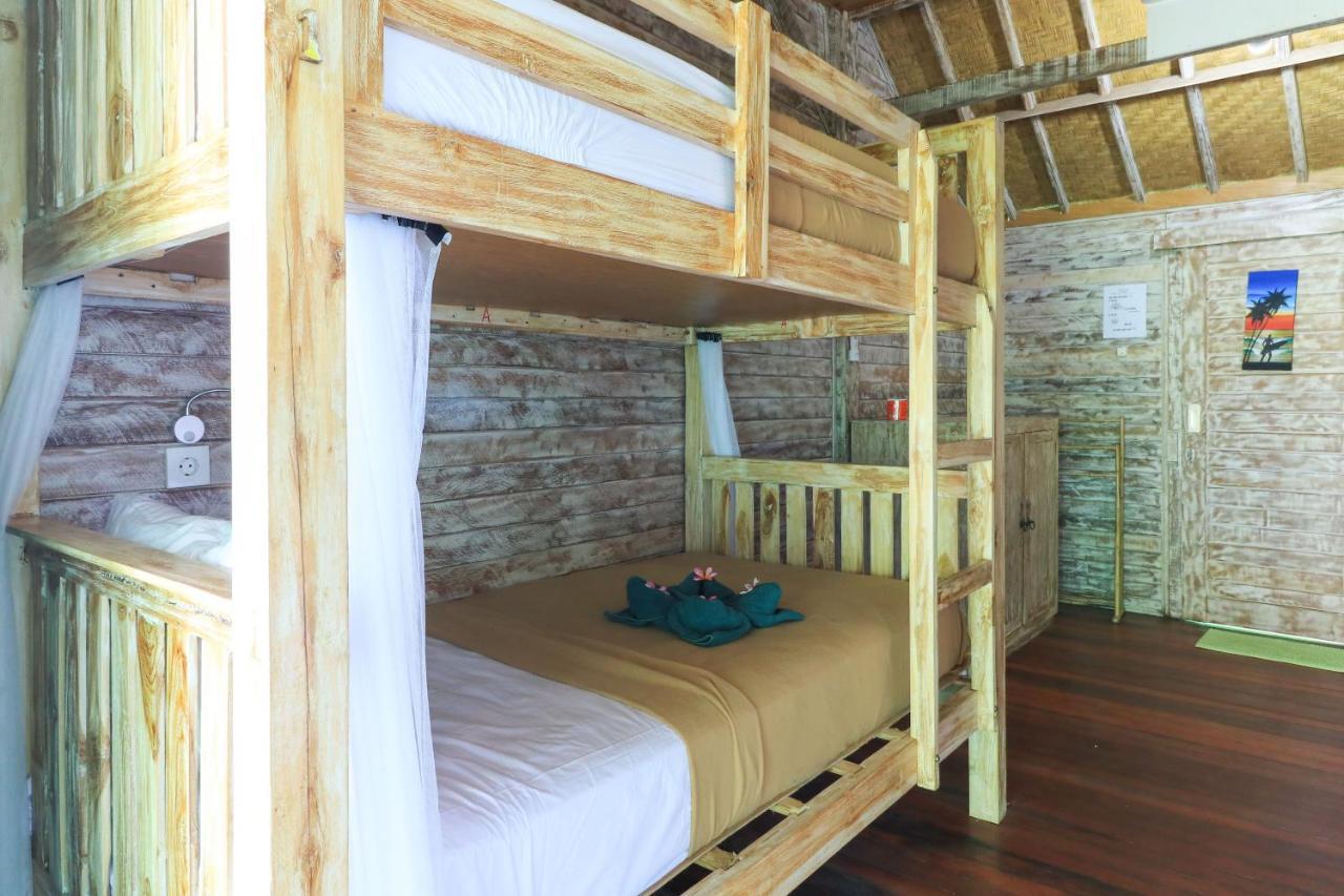 The Green Groves Hostel Lembongan Kültér fotó