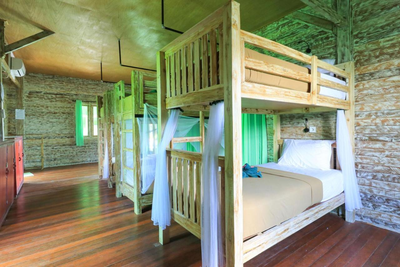 The Green Groves Hostel Lembongan Kültér fotó