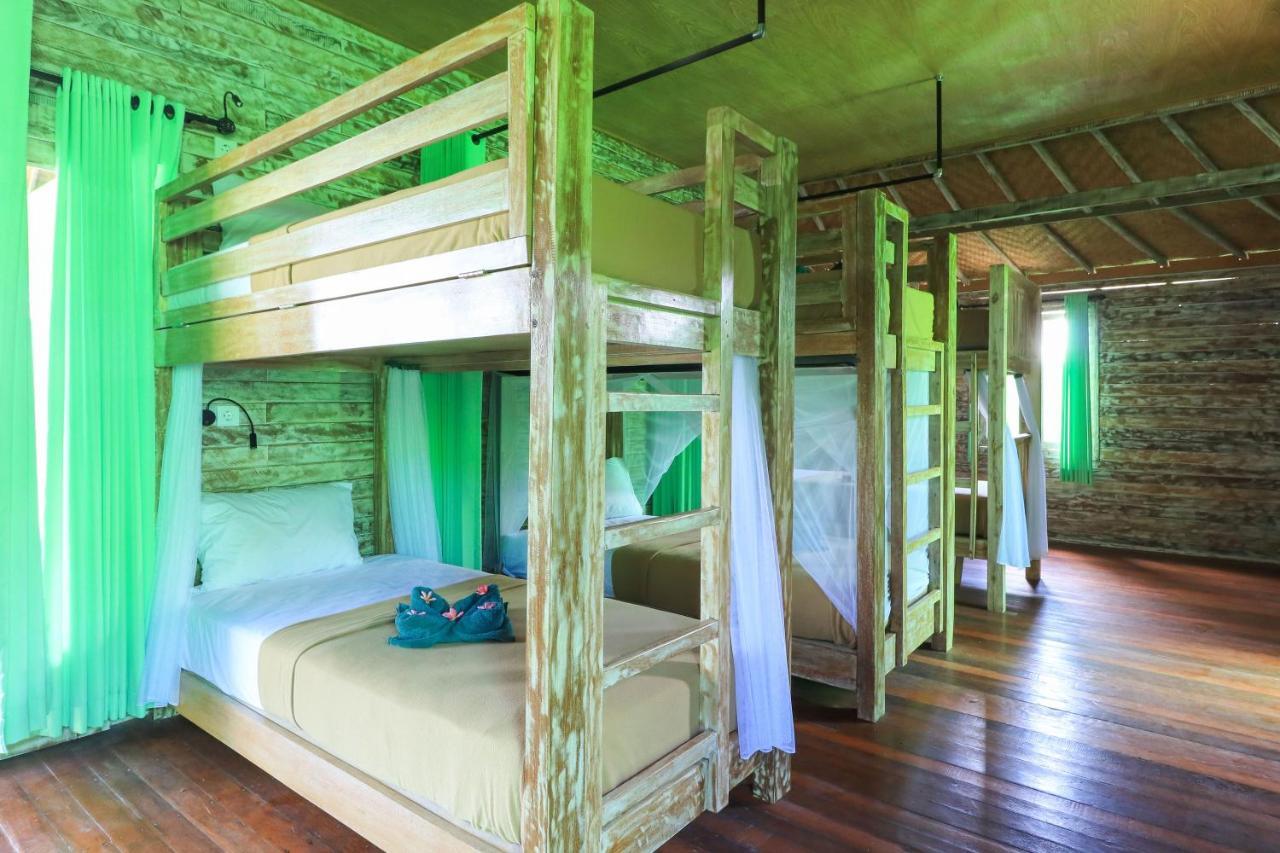 The Green Groves Hostel Lembongan Kültér fotó
