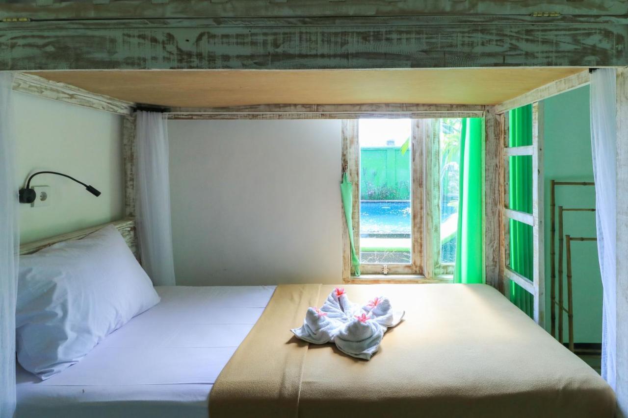 The Green Groves Hostel Lembongan Kültér fotó
