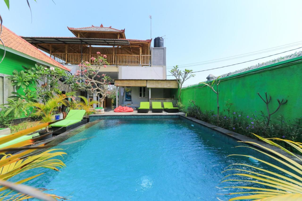The Green Groves Hostel Lembongan Kültér fotó