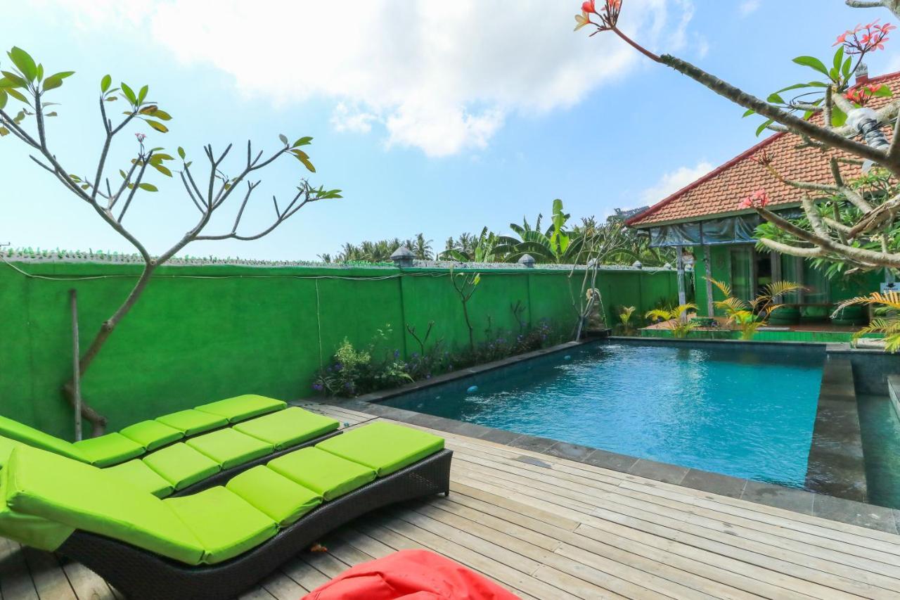 The Green Groves Hostel Lembongan Kültér fotó